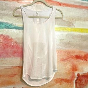 Lululemon white tank, size 4